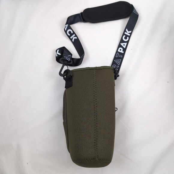 Ratpack 2.0 Emerald Water Bottle Sleeve Bag Shoulder Strap Up to 40 Oz. Bottle - Picture 2 of 7
